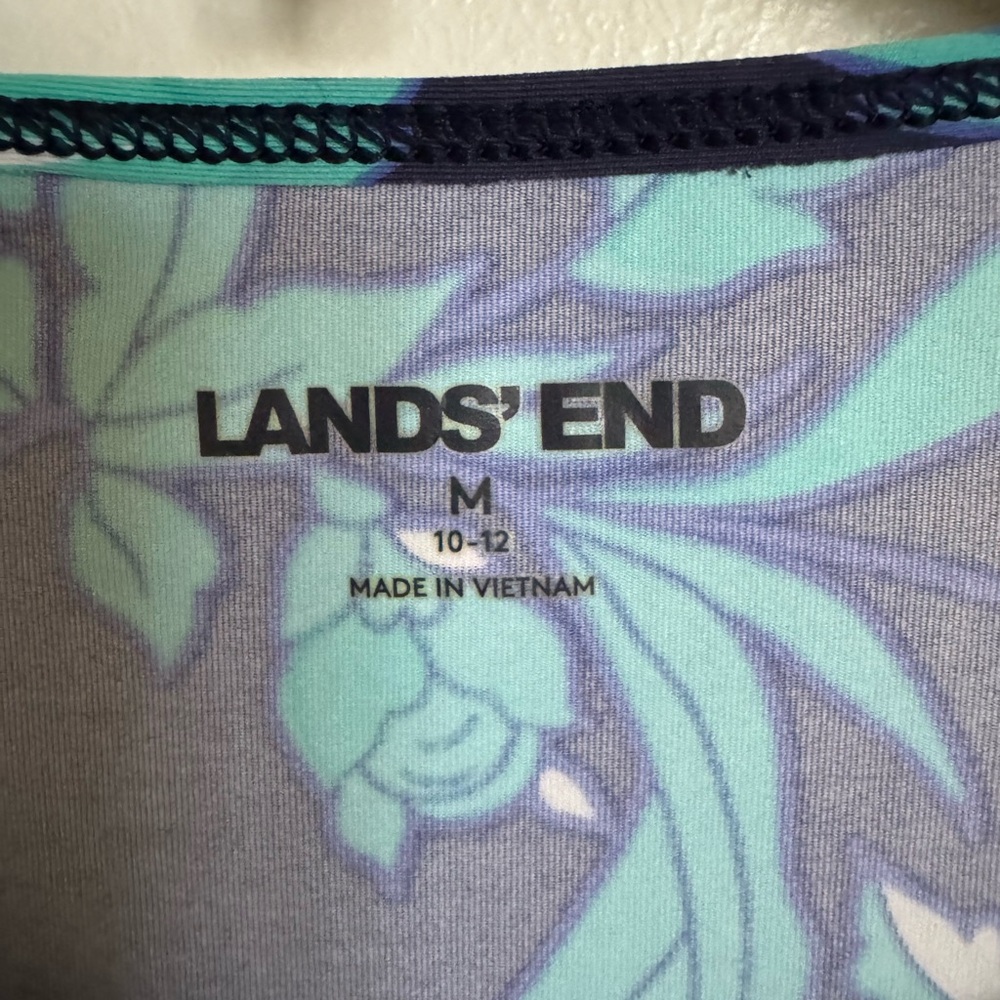Lands’end Women’s Swim Tee, M🦋 - Picture 4 of 7